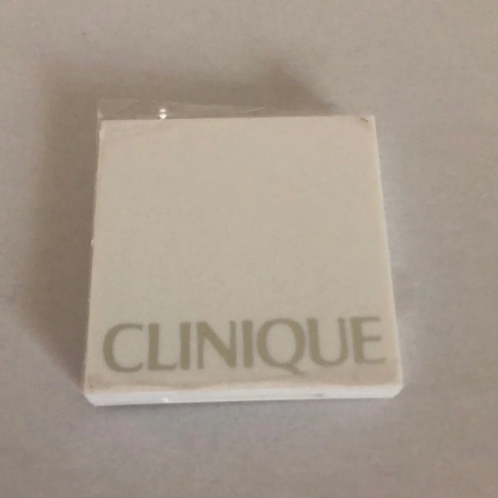 CLINIQUE Eyeshadow Blush Travel Palette Travel Size NWOB